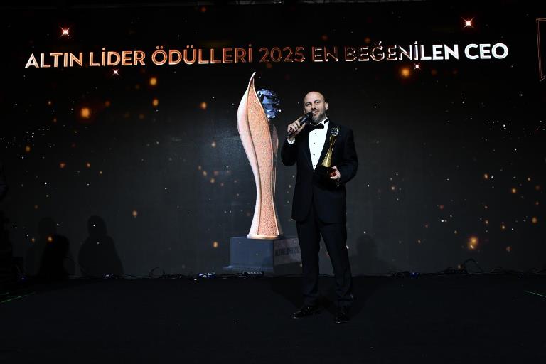 Jolly CEO�su Mert Vardar �Alt�n Lider� Seçildi